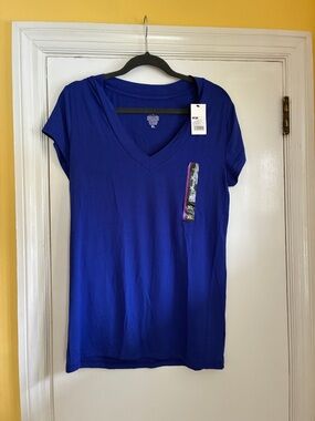 Mossimo blue v neck tee